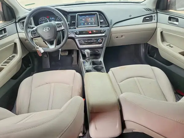 5NPE34AF4JH687933 2018 HYUNDAI SONATA - Image 8