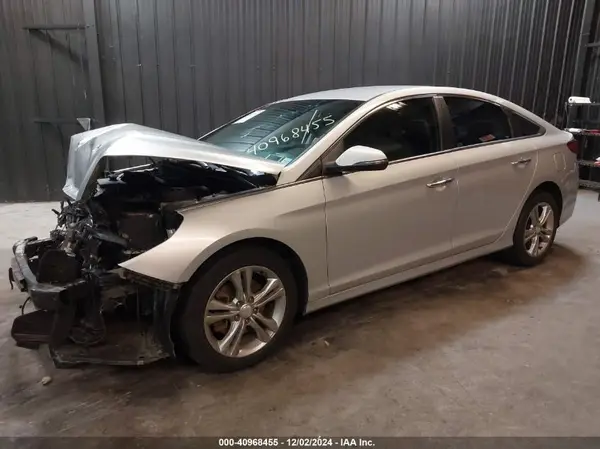 5NPE34AF4JH690640 2018 HYUNDAI SONATA - Image 2