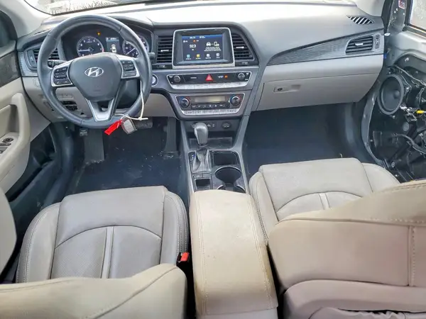 5NPE34AF4JH695773 2018 HYUNDAI SONATA - Image 8