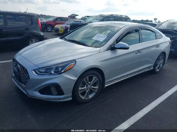 5NPE34AF4JH701880 2018 HYUNDAI SONATA - Image 2