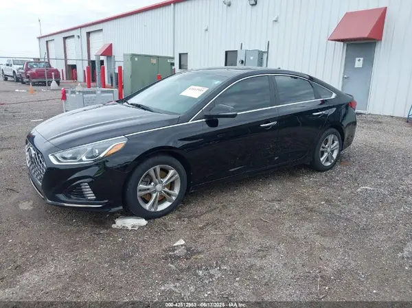 5NPE34AF4JH713916 2018 HYUNDAI SONATA - Image 2