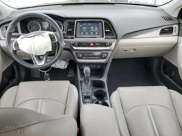 5NPE34AF4JH714063 2018 HYUNDAI SONATA - Image 8