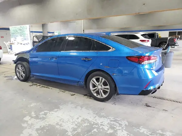 5NPE34AF4JH714239 2018 HYUNDAI SONATA - Image 2