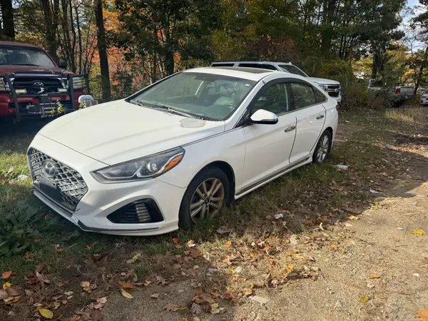 5NPE34AF4JH722518 2018 HYUNDAI SONATA - Image 2