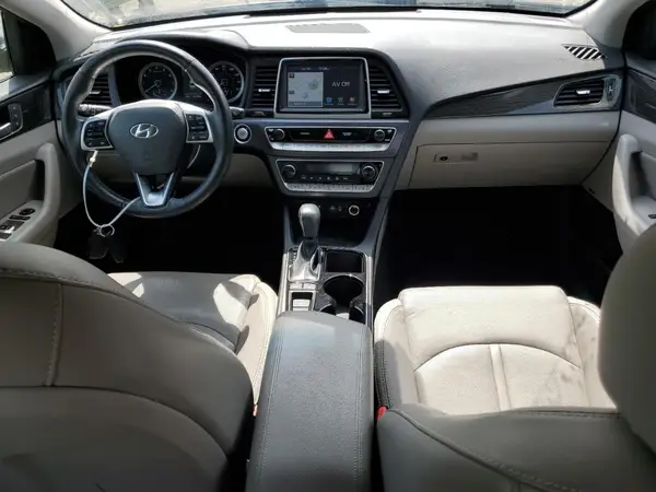 5NPE34AF4JH727430 2018 HYUNDAI SONATA - Image 8