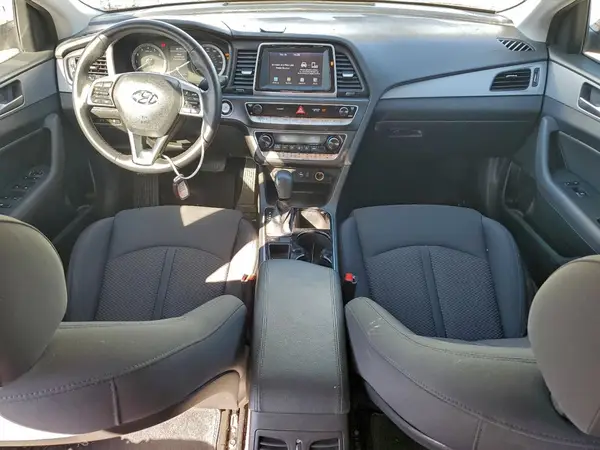 5NPE34AF4KH748621 2019 HYUNDAI SONATA - Image 8