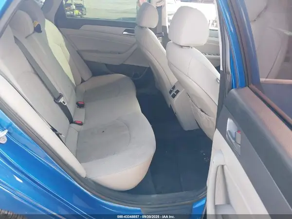 5NPE34AF4KH748957 2019 HYUNDAI SONATA - Image 8