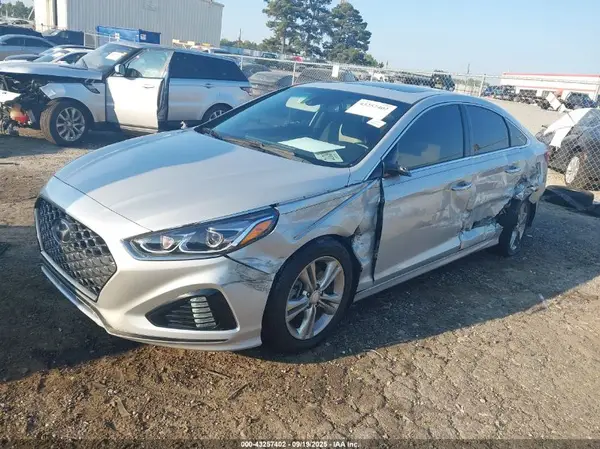 5NPE34AF4KH755097 2019 HYUNDAI SONATA - Image 2