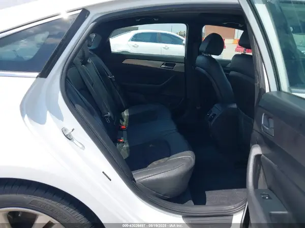 5NPE34AF4KH767735 2019 HYUNDAI SONATA - Image 8