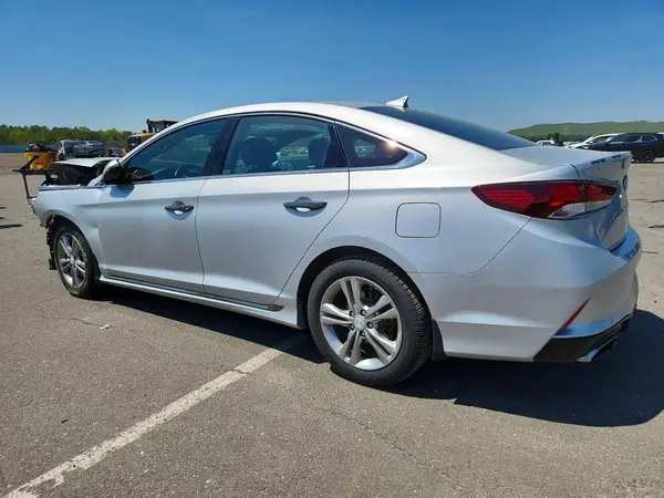 5NPE34AF4KH770246 2019 HYUNDAI SONATA - Image 2