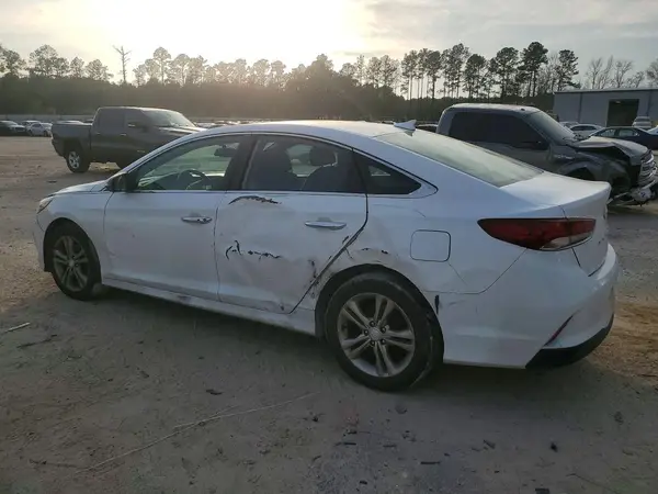 5NPE34AF4KH775723 2019 HYUNDAI SONATA - Image 2