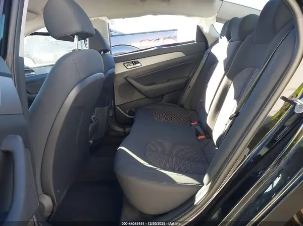 5NPE34AF4KH783045 2019 HYUNDAI SONATA - Image 8