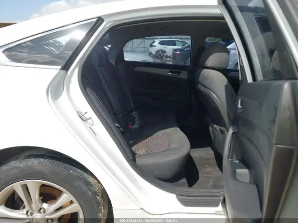 5NPE34AF4KH792165 2019 HYUNDAI SONATA - Image 8