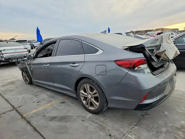 5NPE34AF4KH794949 2019 HYUNDAI SONATA - Image 2