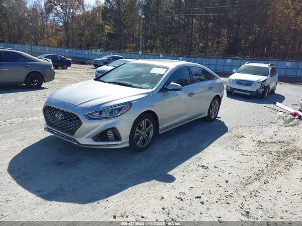 5NPE34AF4KH795048 2019 HYUNDAI SONATA - Image 2