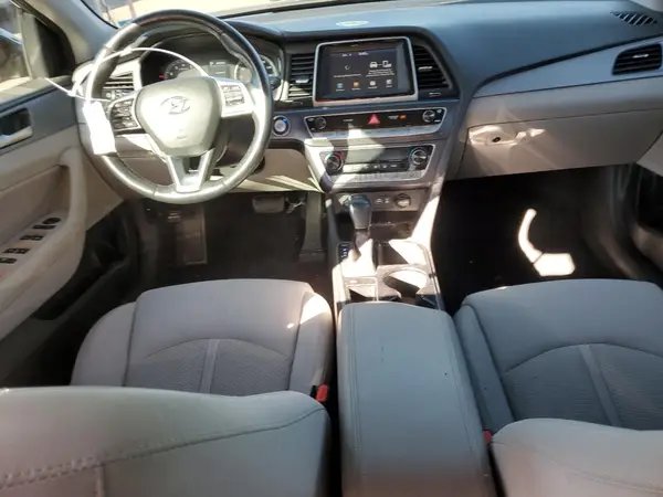 5NPE34AF4KH809904 2019 HYUNDAI SONATA - Image 8