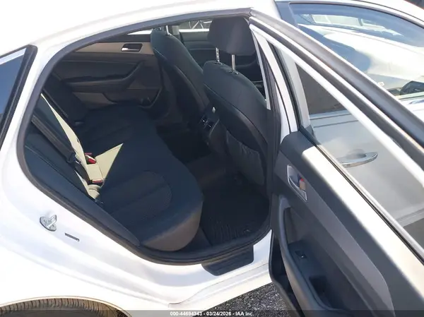 5NPE34AF4KH815962 2019 HYUNDAI SONATA - Image 8