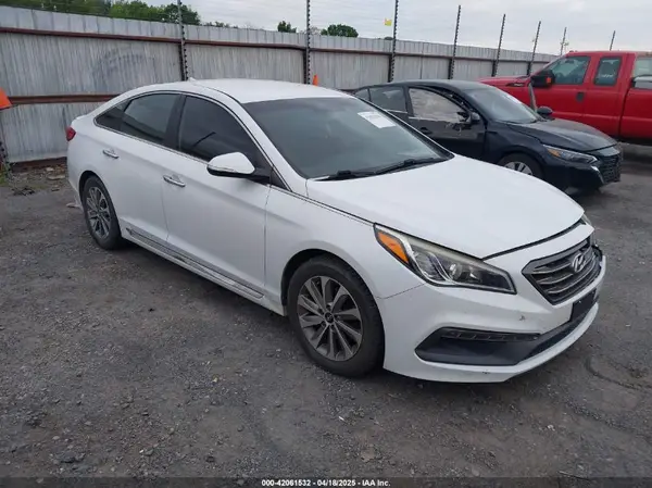 5NPE34AF5GH267252 2016 HYUNDAI SONATA - Image 1