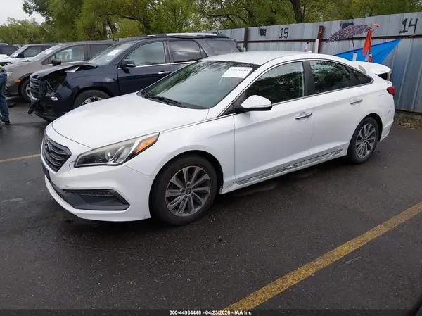5NPE34AF5GH286531 2016 HYUNDAI SONATA - Image 2