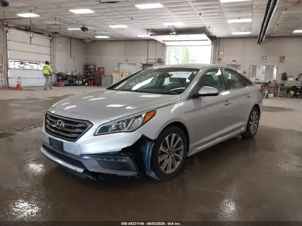 5NPE34AF5GH288179 2016 HYUNDAI SONATA - Image 2