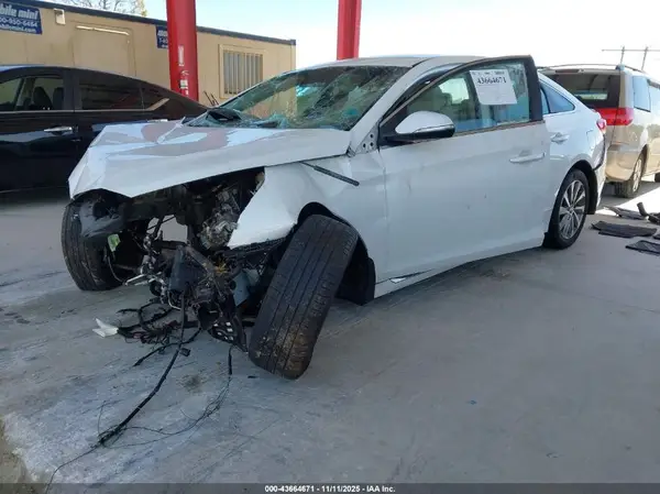 5NPE34AF5GH318474 2016 HYUNDAI SONATA - Image 2