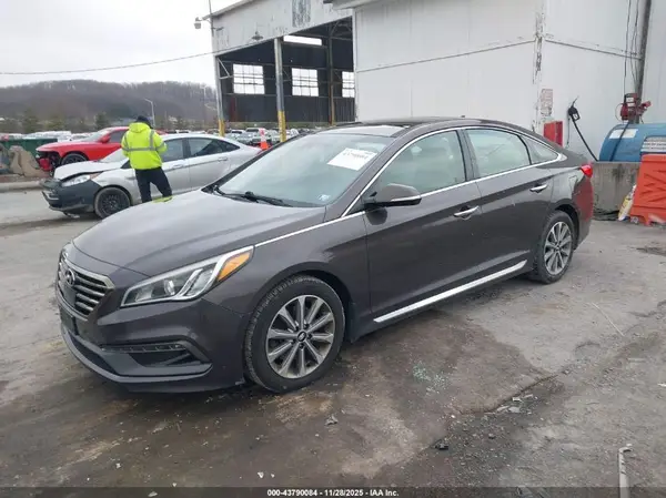 5NPE34AF5GH331824 2016 HYUNDAI SONATA - Image 2