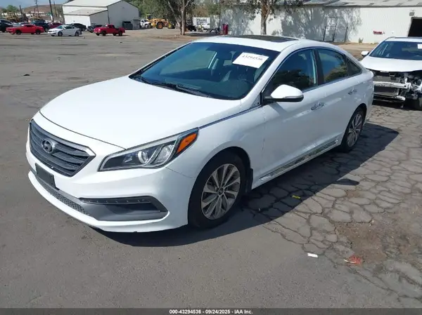 5NPE34AF5GH335775 2016 HYUNDAI SONATA - Image 2