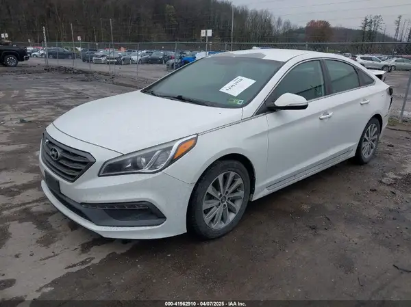 5NPE34AF5GH349871 2016 HYUNDAI SONATA - Image 2