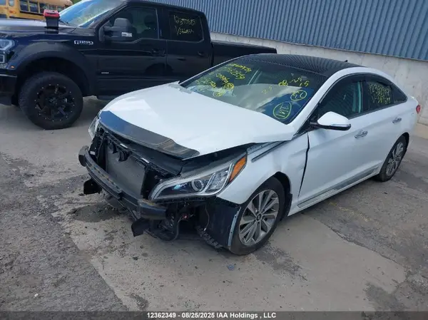 5NPE34AF5GH367593 2016 HYUNDAI SONATA - Image 2