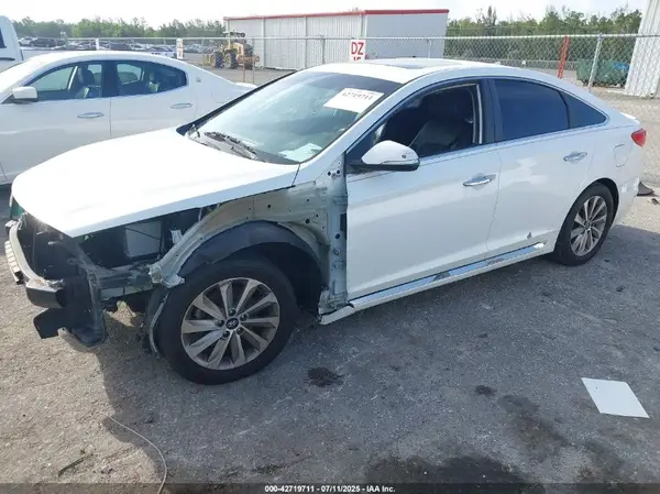 5NPE34AF5GH398083 2016 HYUNDAI SONATA - Image 2