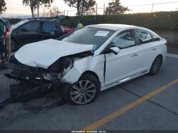 5NPE34AF5GH401046 2016 HYUNDAI SONATA - Image 2