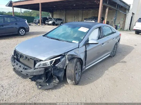 5NPE34AF5GH419479 2016 HYUNDAI SONATA - Image 2