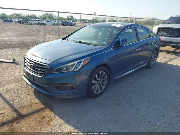 5NPE34AF5GH421104 2016 HYUNDAI SONATA - Image 2