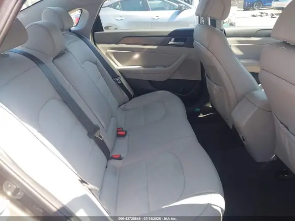 5NPE34AF5HH453150 2017 HYUNDAI SONATA - Image 8