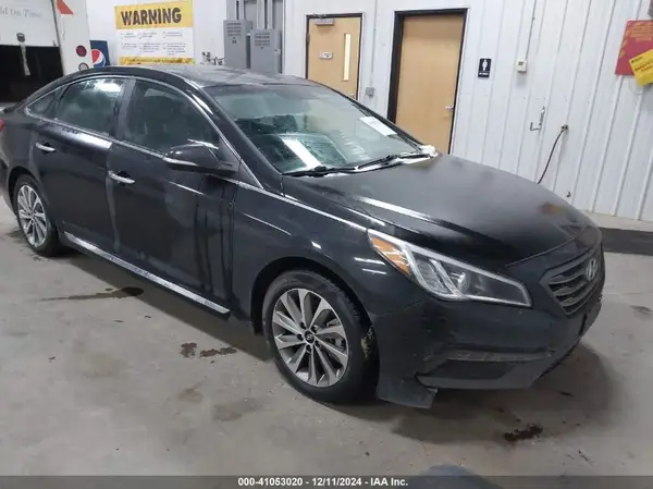 5NPE34AF5HH454797 2017 HYUNDAI SONATA - Image 1