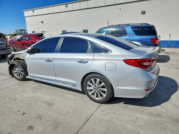 5NPE34AF5HH456887 2017 HYUNDAI SONATA - Image 2