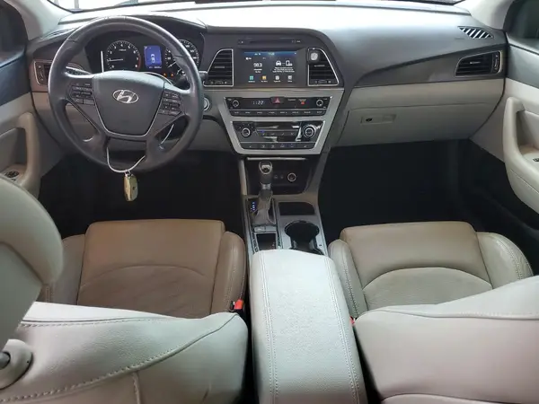 5NPE34AF5HH459059 2017 HYUNDAI SONATA - Image 8