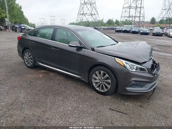 5NPE34AF5HH460681 2017 HYUNDAI SONATA - Image 1