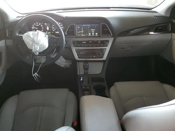 5NPE34AF5HH464715 2017 HYUNDAI SONATA - Image 8