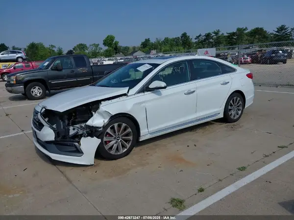 5NPE34AF5HH467971 2017 HYUNDAI SONATA - Image 2