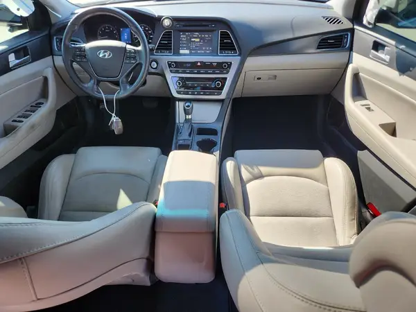 5NPE34AF5HH475889 2017 HYUNDAI SONATA - Image 8