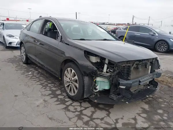 5NPE34AF5HH504940 2017 HYUNDAI SONATA - Image 1