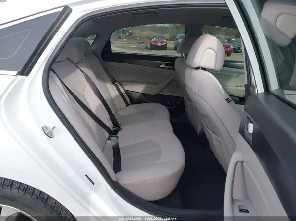 5NPE34AF5HH505103 2017 HYUNDAI SONATA - Image 8