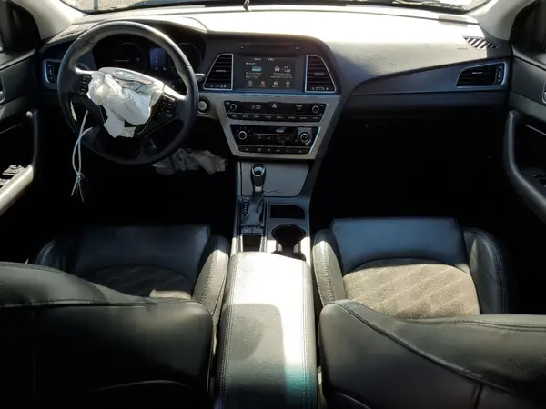 5NPE34AF5HH505506 2017 HYUNDAI SONATA - Image 8