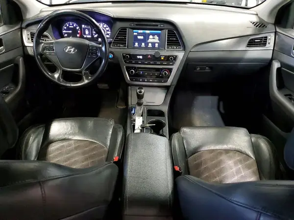 5NPE34AF5HH506073 2017 HYUNDAI SONATA - Image 8