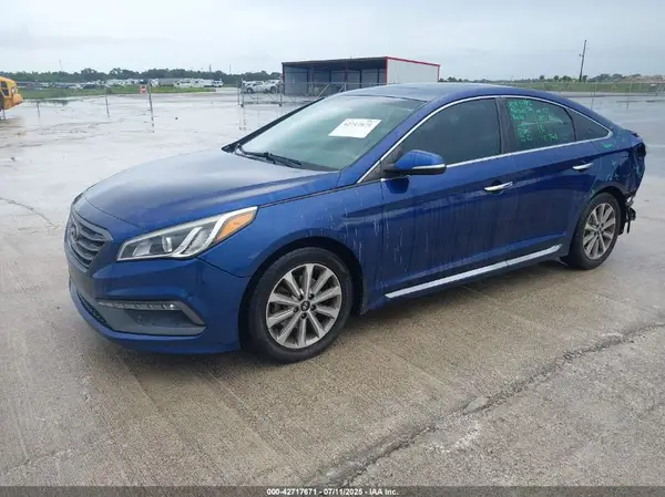 5NPE34AF5HH515825 2017 HYUNDAI SONATA - Image 2
