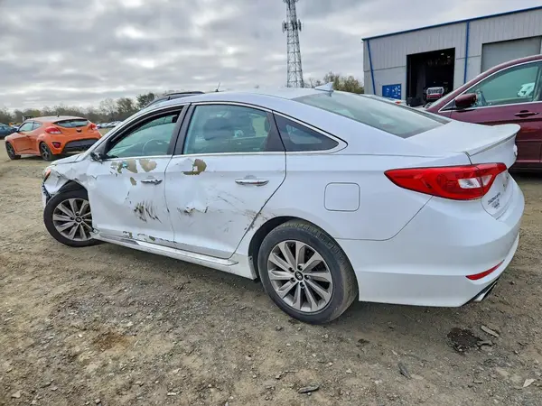 5NPE34AF5HH527747 2017 HYUNDAI SONATA - Image 2