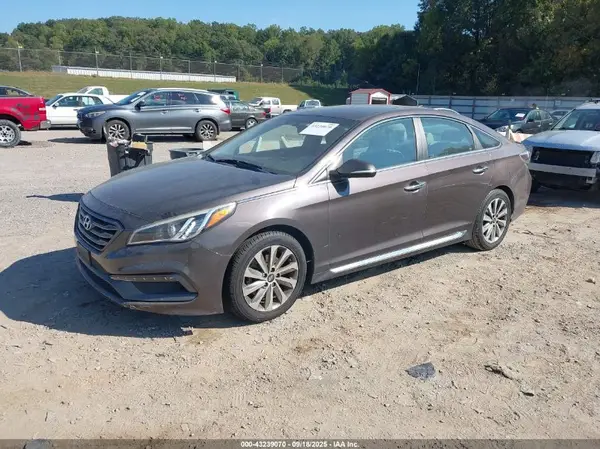 5NPE34AF5HH544595 2017 HYUNDAI SONATA - Image 2