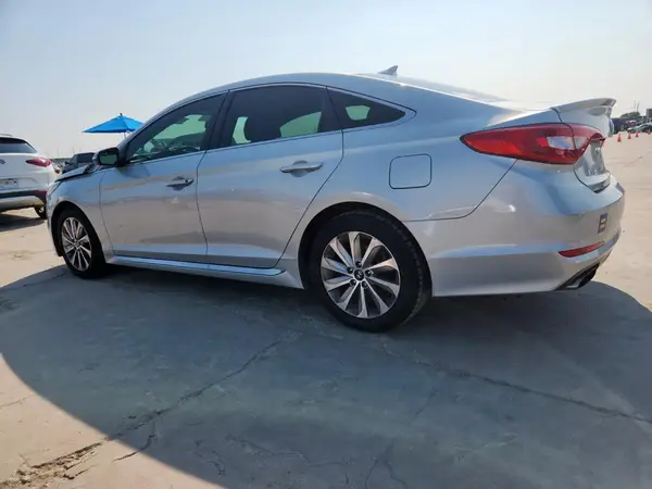 5NPE34AF5HH547562 2017 HYUNDAI SONATA - Image 2