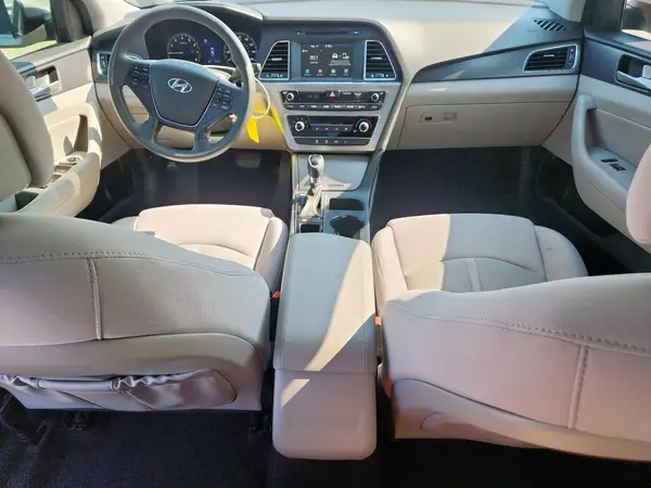 5NPE34AF5HH547562 2017 HYUNDAI SONATA - Image 8
